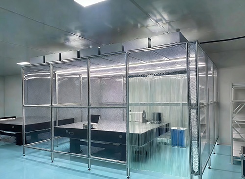 合肥某光学科技公司7 天落地百级洁净棚